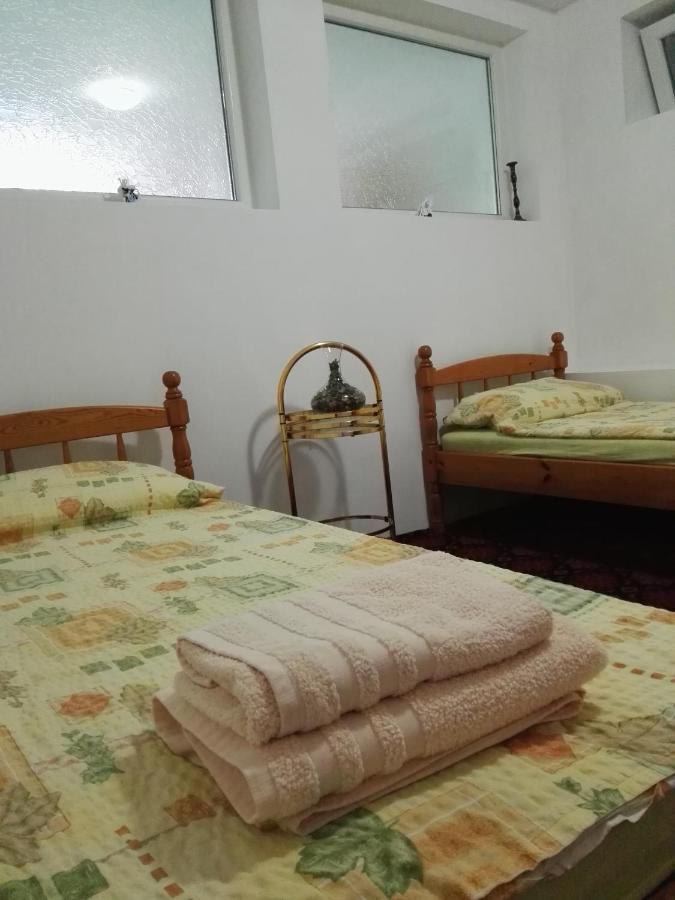 полина Tatil Evi
